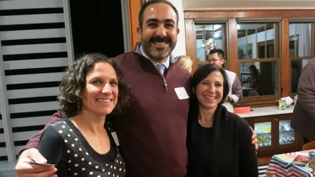 Marwan Sweedan com Tara Wolfson e Lisa Cooper