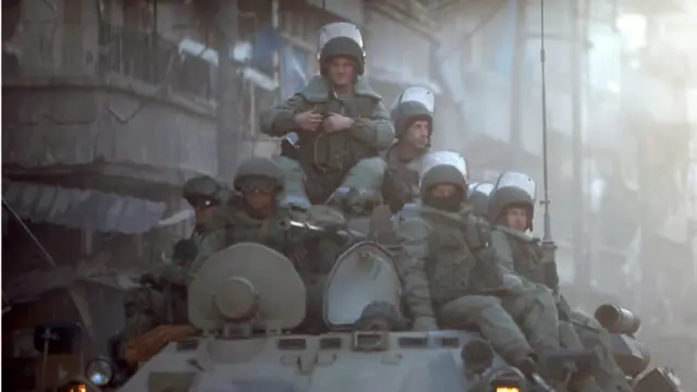 российские солдаты на патруле в Алеппо