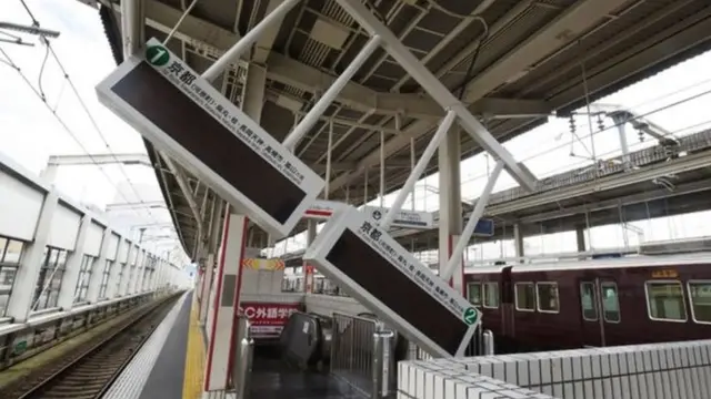 အိုဆာကာမှာ အင်အားပြင်းငလျင်လှုပ် ၃ ဦးသေဆုံး