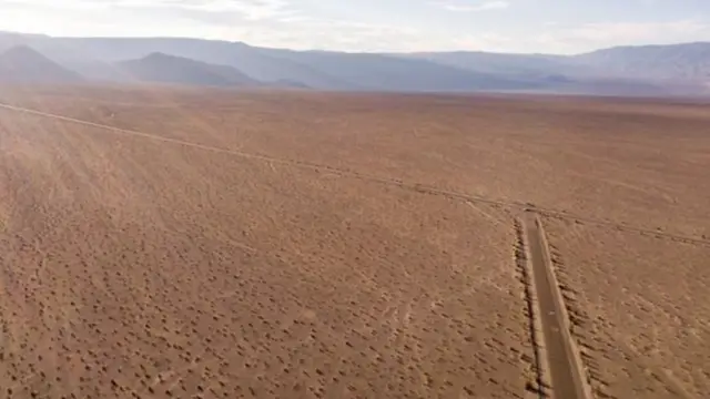 নেভাদার মরুভূমি এলাকায় অবস্থিত এরিয়া ৫১।