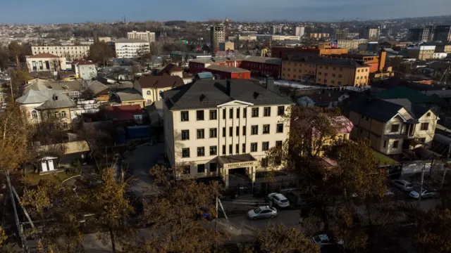 Купуев мектебинин имараты