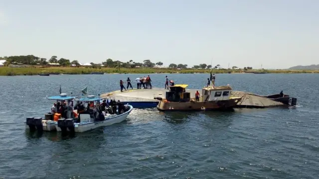 Shughuli za uopoaji marehemu zikiendelea eneo la tukio