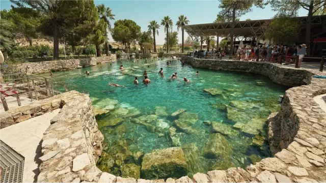 హీరాపాలిస్