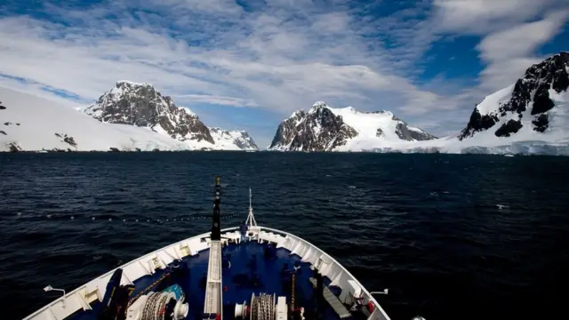 Антарктида смерті полярників відомі катастрофи