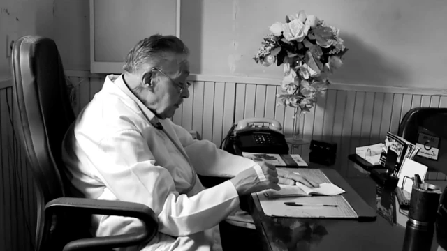 نمایی از فیلم 'همه بیماران این پزشک' ساخته فرشاد فداییان