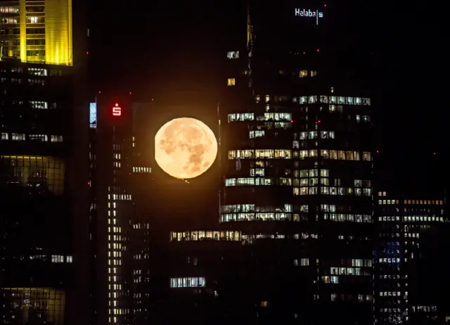 Almanya'da Süper Ay