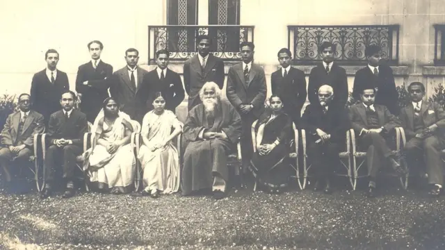 રવિન્દ્રનાથ ટાગોર સાથે સરદારસિંહ રાણાની તસવીર