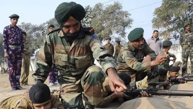 ਫੌਜ ਵਿੱਚ ਭਰਤੀ ਹੁਣ ਕੇਵਲ ਅਗਨੀਪਥ ਯੋਜਨਾ ਰਾਹੀਂ ਹੀ ਹੋਵੇਗੀ।