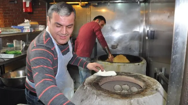 Ош ва сомсалар Нюь Йоркдаги янгилик эмас