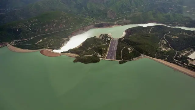 تربیلا ڈیم کا ایک منظر