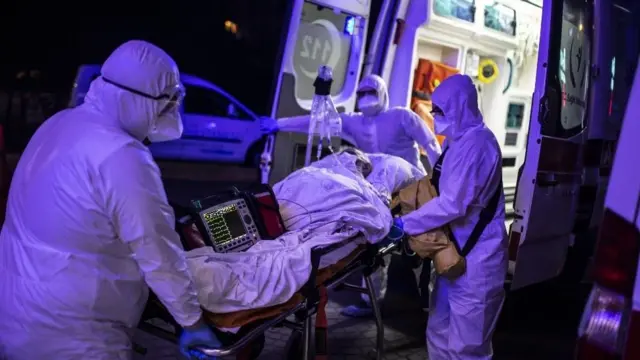 “Habrá cientos de miles de personas en el mundo que requerirán tratamientos como diálisis renal por el resto de sus vidas”.