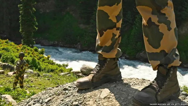 இந்தியா-சீனா எல்லை பதற்றம்