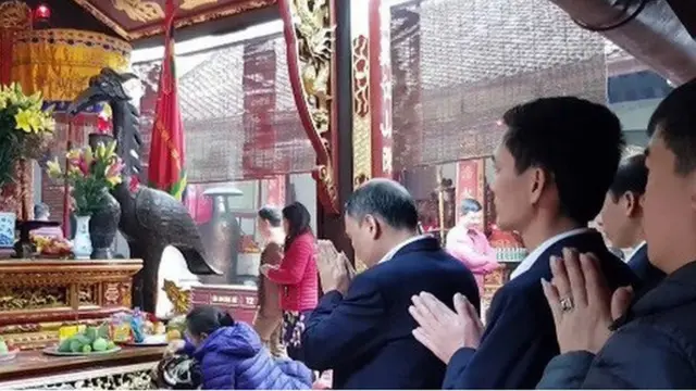 Bảy cán bộ Kho bạc nhà nước TP Nam Định bị đình chỉ công tác vì đi lễ Đền Trần trong giờ hành chính