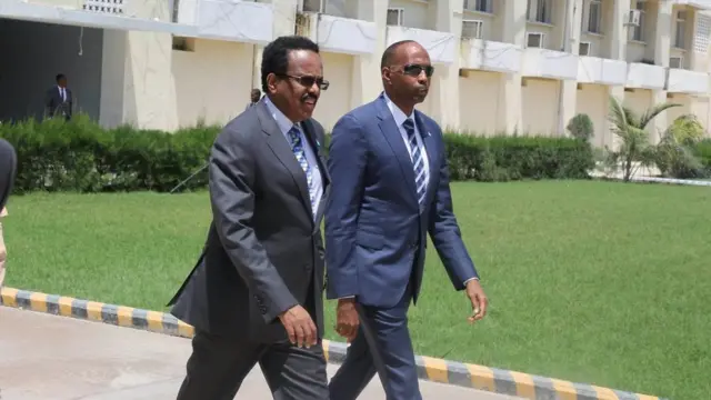 Madaxweyne Farmaajo ayaa Khayre xilka ra'iisul wsaraha u magacaabay 23 February 2017-kii, maalin ka dib markii xilka loo dhaariyay.