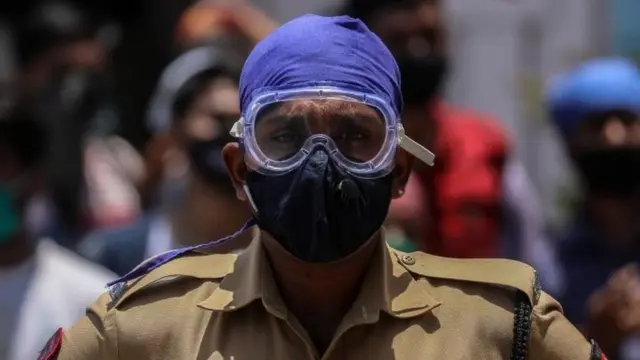 પોલીસકર્મી