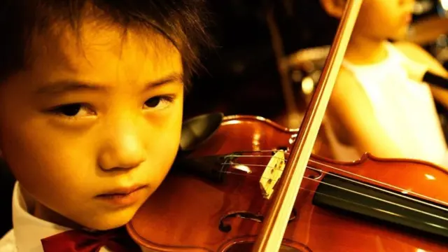 Learning violin