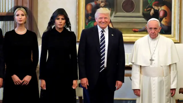 Трамп с семьей и папа