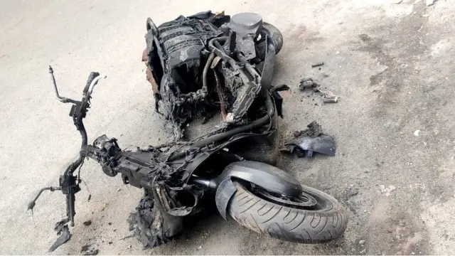 ओला स्कुटर्स