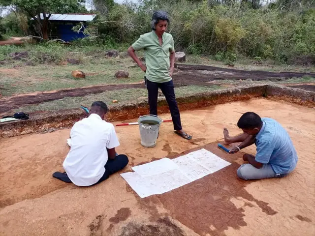 තෝනිගල සෙල්ලිපිය