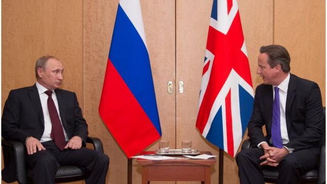 Tổng thống Nga Vladimir Putin và ông David Cameron