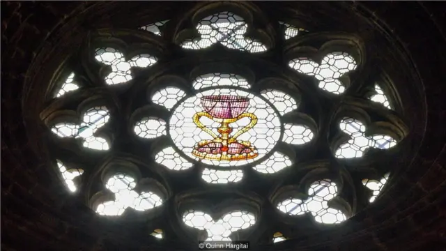 哈基泰:"珍貴的不是杯子,而是從始至終人們賦予它的故事" (Credit: Quinn Hargitai)