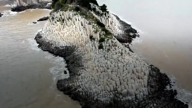 चीन का हुआओ द्वीप, क़ुदरत के करिश्मे की शानदार मिसाल