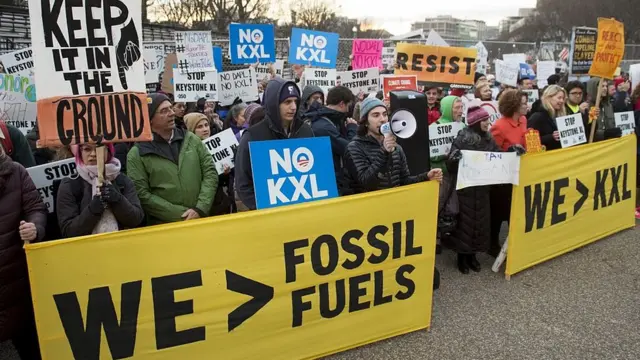 Protesta contra los oleoductos Dakota Keystone XL.