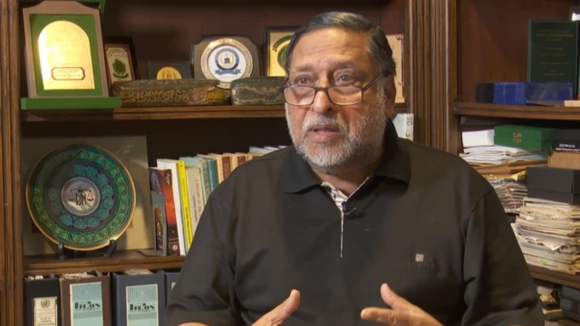قاضي علي نواز چوهان وايي، لومړي وزیر عمران خان تر واک وړاندې بیا بیا ویلي وو چې بشري حقونو به يې له لومړیتوبو وي خو اوس يې شاید دا هر څه هېر وي.