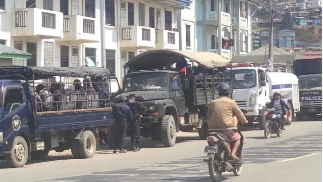 ဟားခါးမှာ စစ်ကောင်စီတပ်တွေ နေရာယူထား