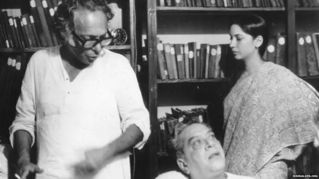 मृणाल सेन(बाएं), श्रीराम लग्गू और शबाना आजमी