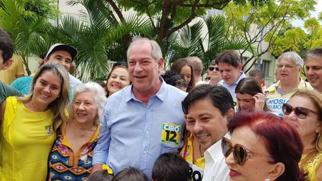 Na defesa da democracia vamos tocar fogo na rua diz Ciro Gomes