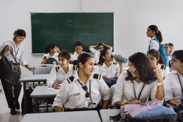 पायलट होण्यासाठीचं प्रशिक्षण कोणत्याही देशात घेतलं जाऊ शकतं