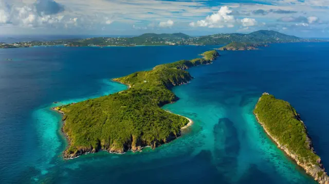 అమెరికా, డెన్మార్, గ్రీన్‌లాండ్, వర్జిన్ ఐలాండ్స్ 