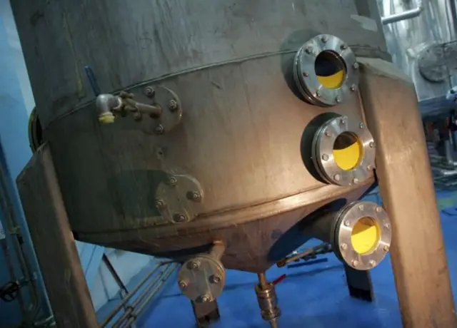 Baada ya Marekani kujitoa katika JCPOA, Iran iliongeza viwango vya urutubishaji hadi 60% katika Natanz na Fordow na kuweka mamia ya mashinepewa ya juu.