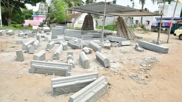 கிருஷ்ணகிரி சாதிய மோதல்