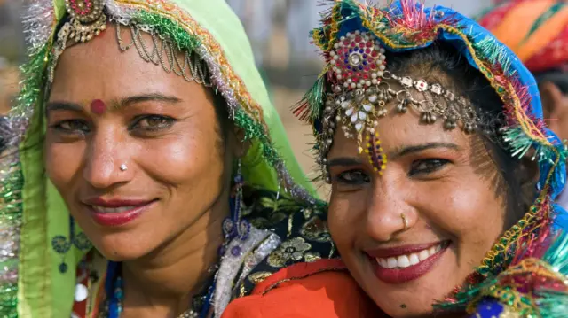 आदिवासी महिला