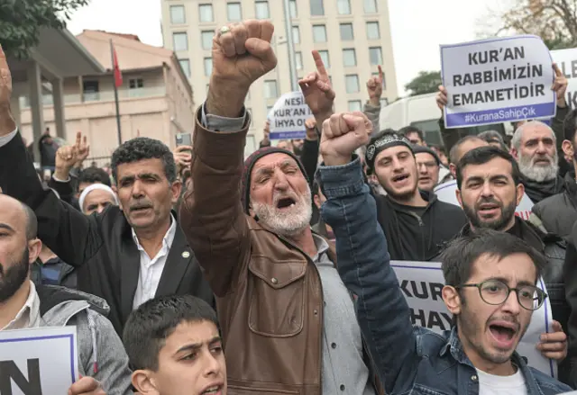 స్వీడన్‌కు వ్యతిరేకంగా ఇస్తాంబుల్‌లో నిరసనలు