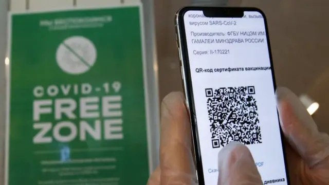 С 28 июня вход в помещения ресторанов и кафе возможен только по qr-кодам