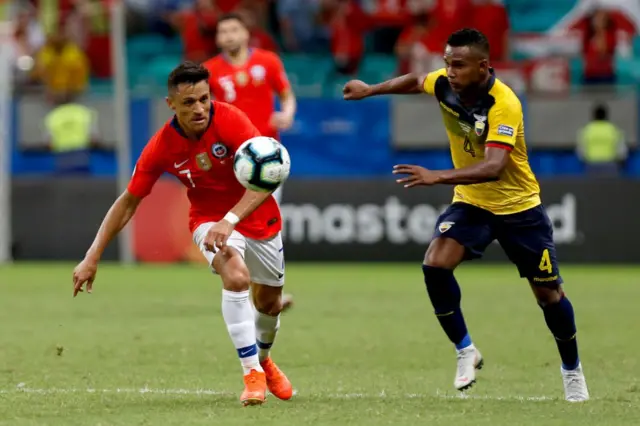 futbol chile ecuador