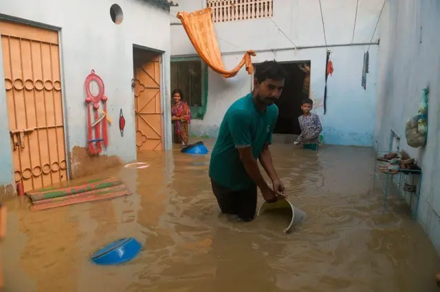 पाकिस्तान