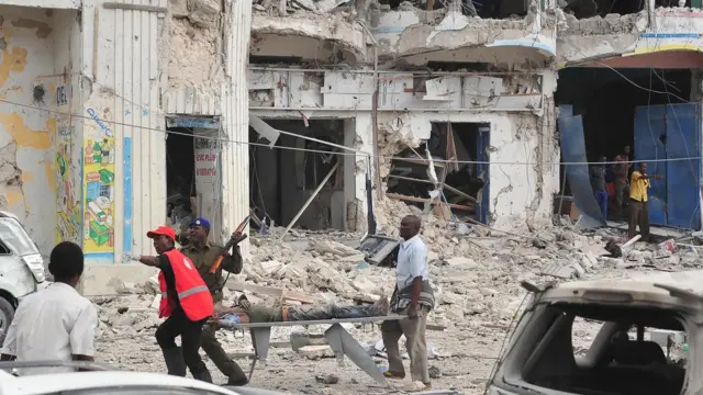 Eş Şebab'ın Çarşamba günü başkent Mogadişu'daki Dayah Oteli'ne düzenlediği saldırıda en az 11 kişi hayatını kaybetti.