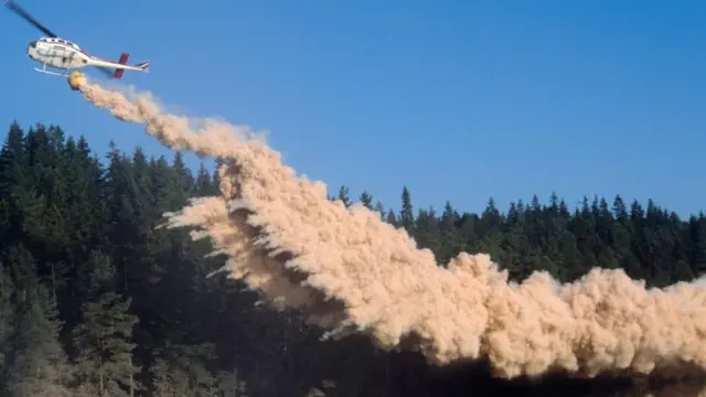 அமில மழையால் பாதிக்கப்பட்ட ஏரிகளில் காரத்தன்மை கொண்ட பொருட்களை பெருமளவில் கலந்ததால் சமன்பாட்டு நிலை ஏற்பட உதவியாக இருந்தது.