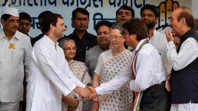 રાજ બબ્બર અને રાહુલ ગાંધી