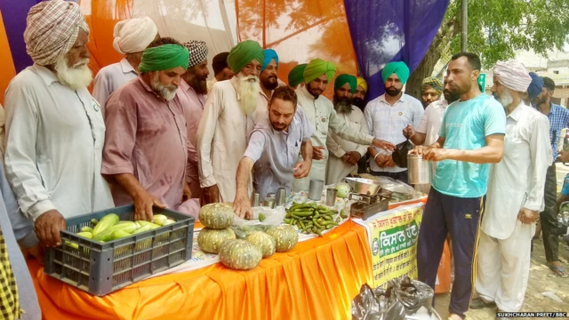 FARMERS PROTEST, KISAN HUTT