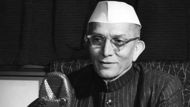 पूर्व प्रधानमंत्री मोरारजी देसाई