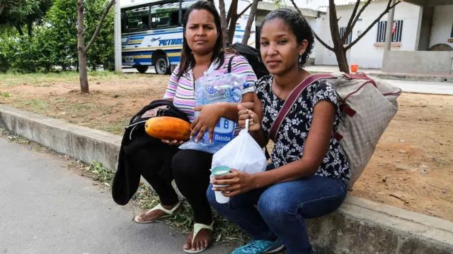 Eliane Pedrique e amiga