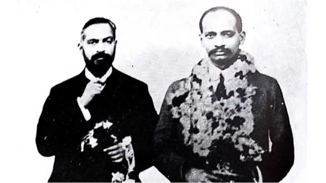 સરદાર પટેલ એક સમર્પિત જીવન પુસ્તકમાંથી સરદાર પટેલ અને વિઠ્ઠલભાઈની તસવીર