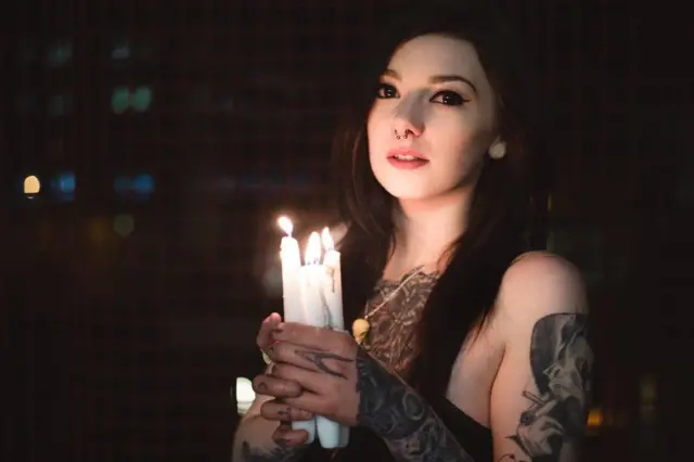 tato. Kayleigh Peach