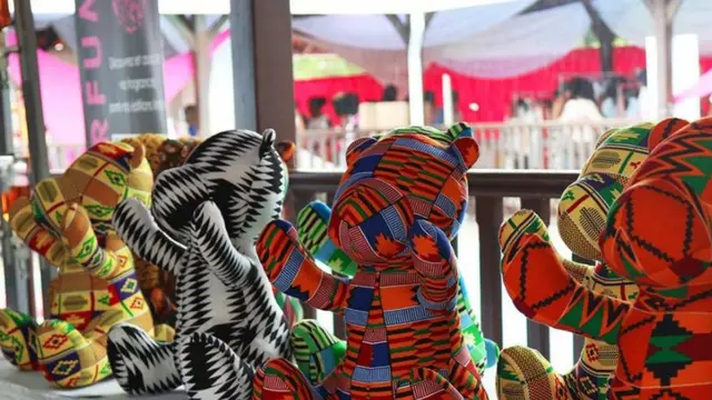 myriammaxo,ours,wax,artiste,design,créatrice