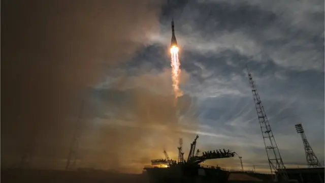 Старт ракеты "Союз" с Байконура